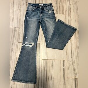 EUC Flying Monkey (Buckle Jeans) Stretch Flare Jean w/ faux Knee Holes